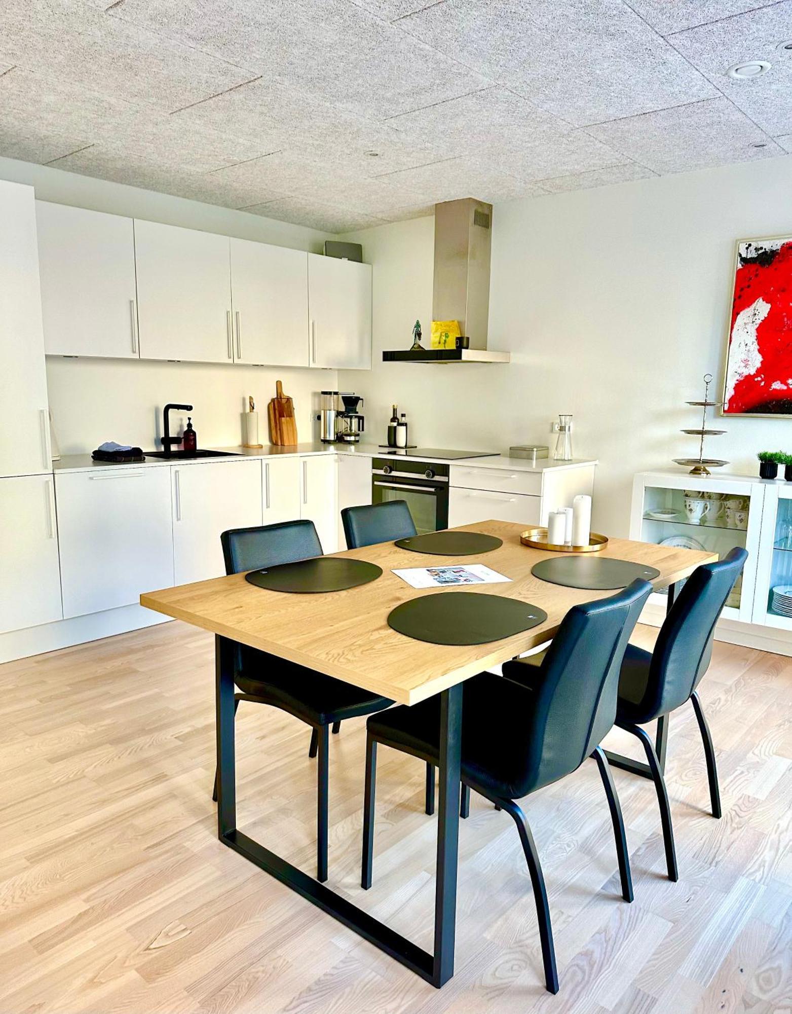 Luxury New Cozy And Quietly 95M2 Apartment Torshavn Ngoại thất bức ảnh